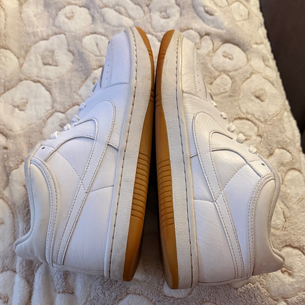 Nike White and Brown Men's Sneakers - Picture 3 of 3